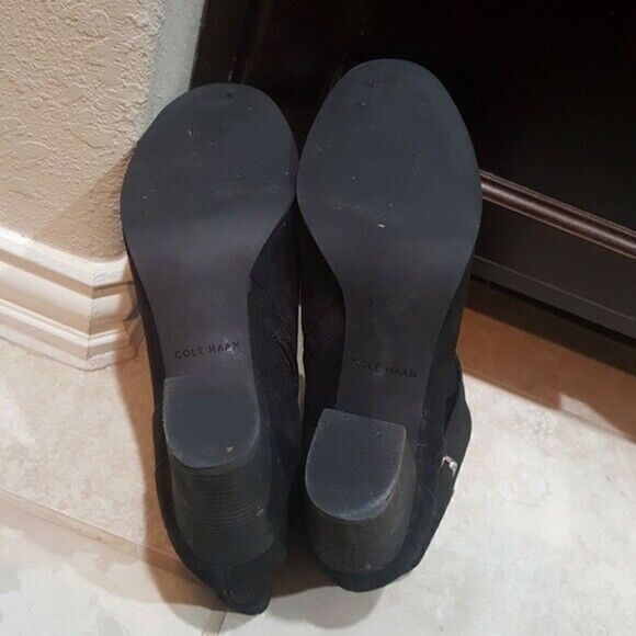 COLE HAAN Black Nubuck Booties - 8 1/2B - Picture 6 of 7